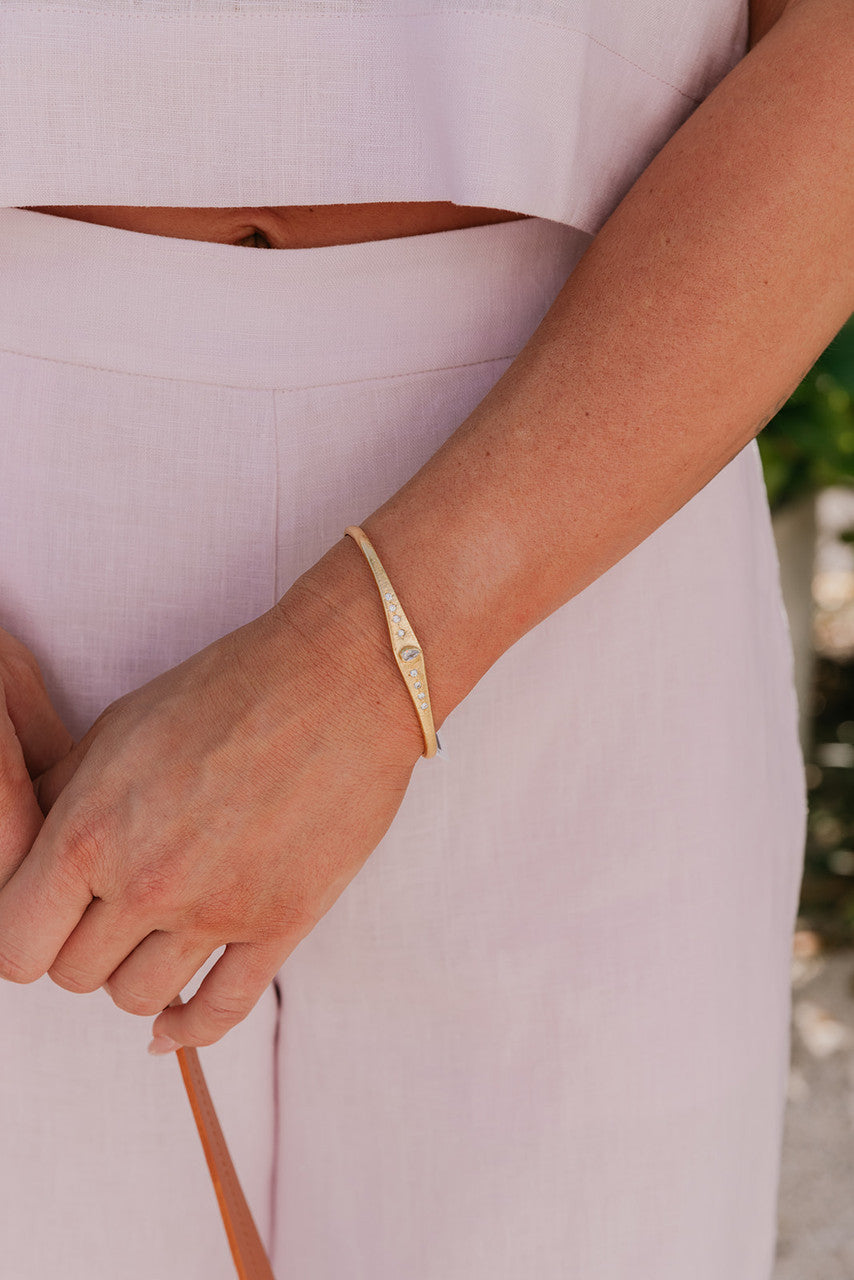 Clara Forno Galaxia Thin Cuff close up