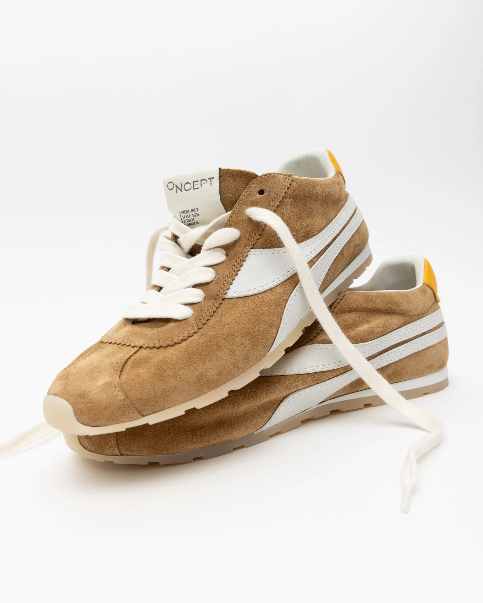 Essex Sneaker Ginger stacked