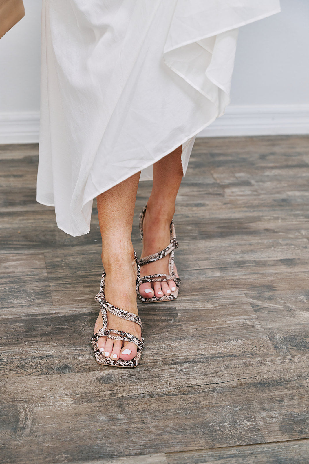 Viv Strappy Sandal Snake with white dress