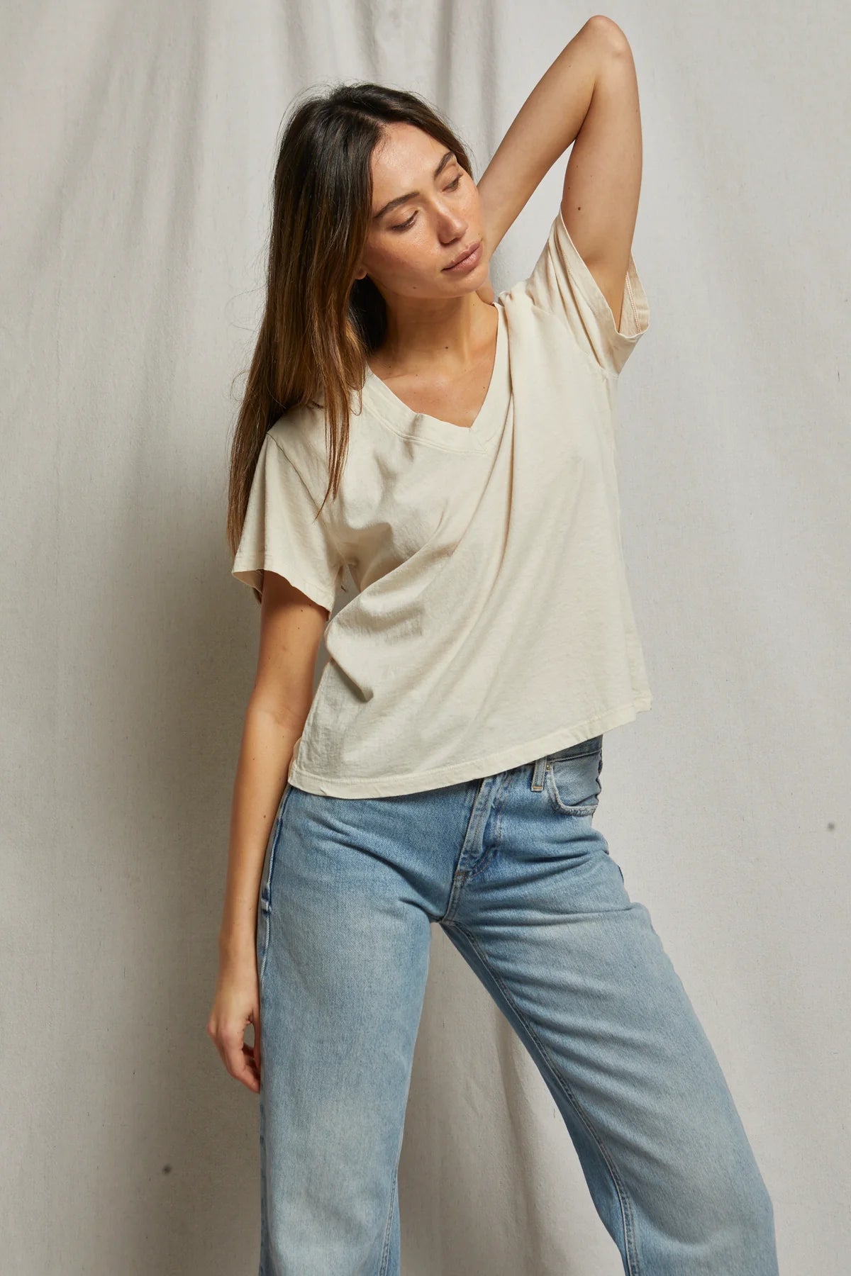 Hendrix V Neck Tee front