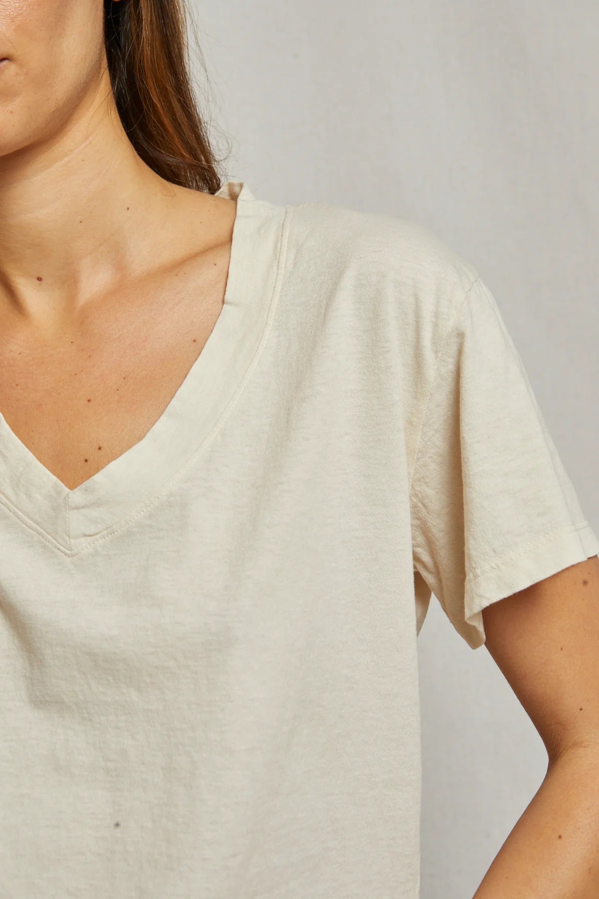 Hendrix V Neck Tee close up