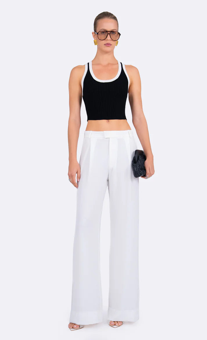 Eve Crop Black &amp; White full body front