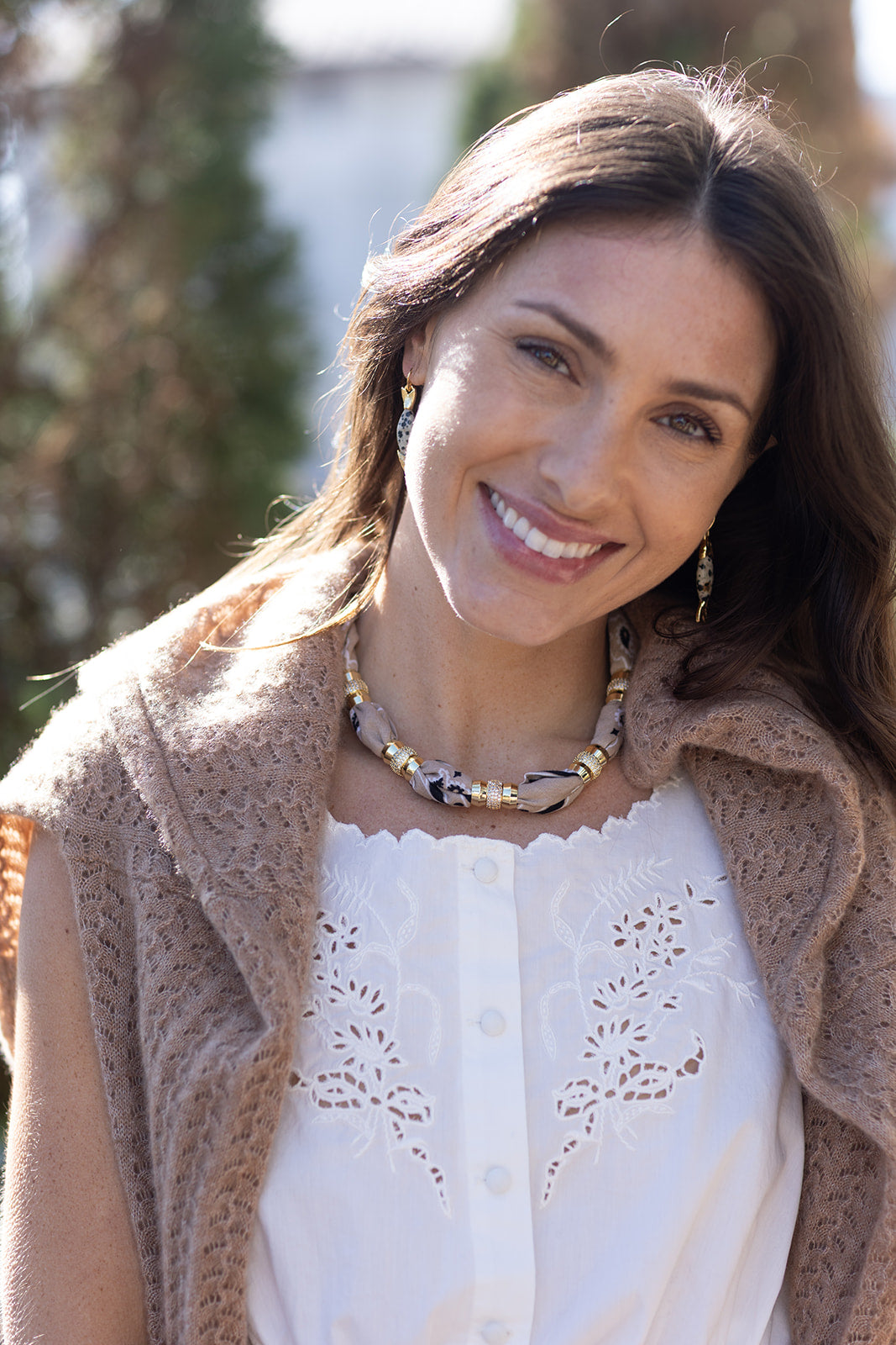 Jerry Tank Blouse neckline close up with Tan Bandana Necklace