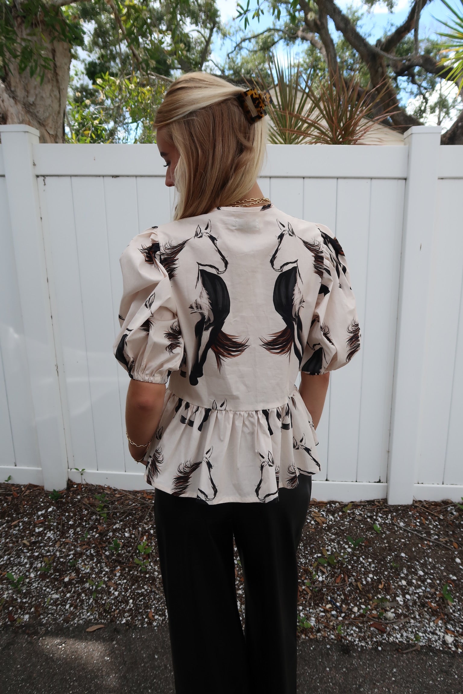 Orquid Top back