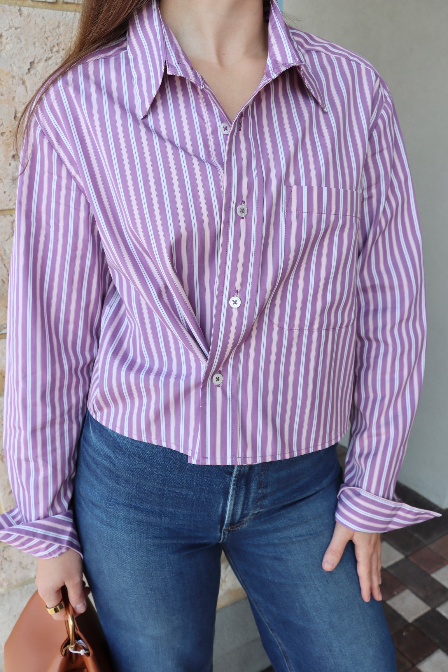 The Shorty Shirt Stripe with crossover buttoned