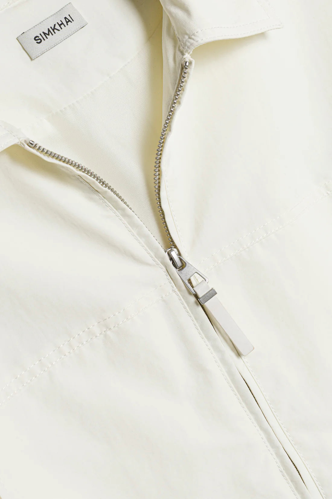 Colsen Cropped Jacket close up zipper