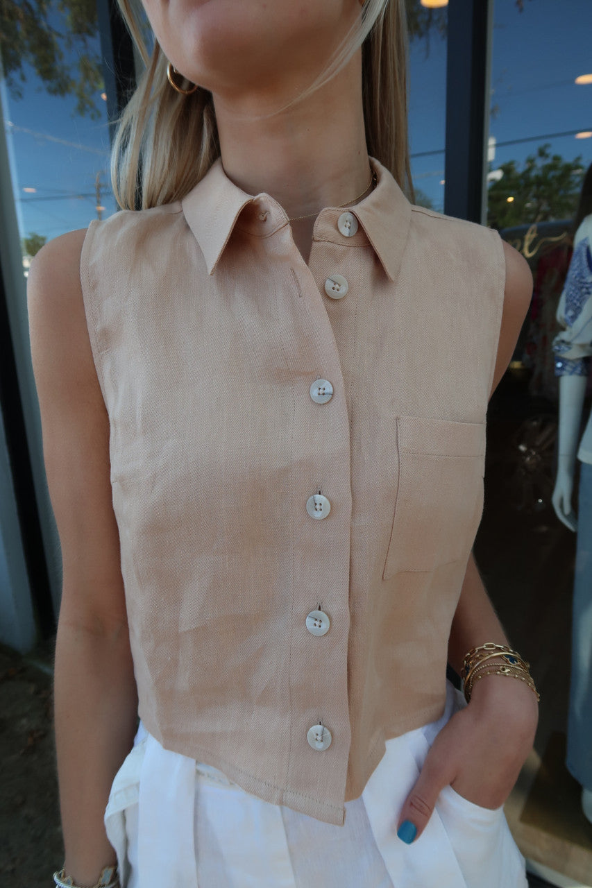 Hevron Katja Sleeveless Button Down Top in Wheat front close up