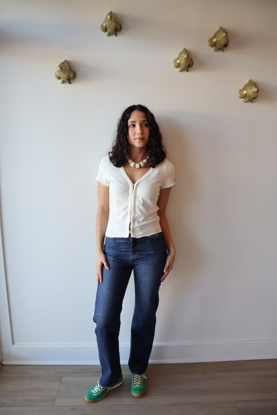 Ami Short Sleeve Hook & Eye Tee full body front