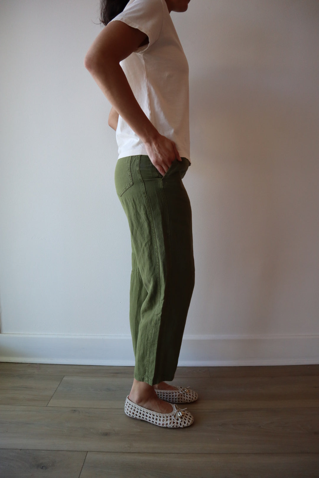 Barrlet Barrel Crop Pant side