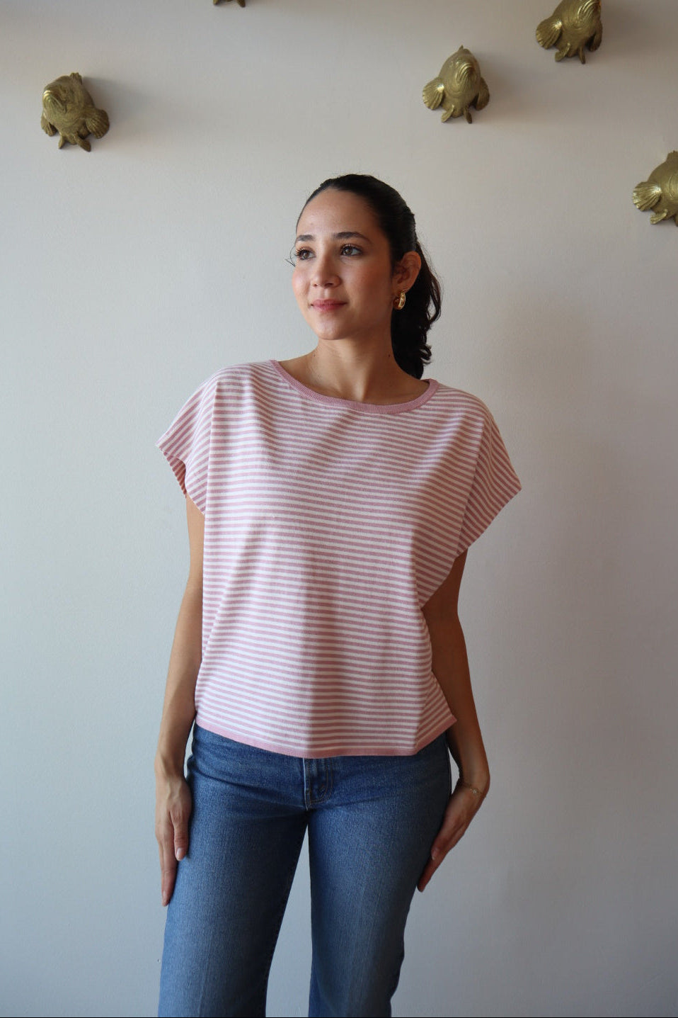 Pimoni Tee close up front view