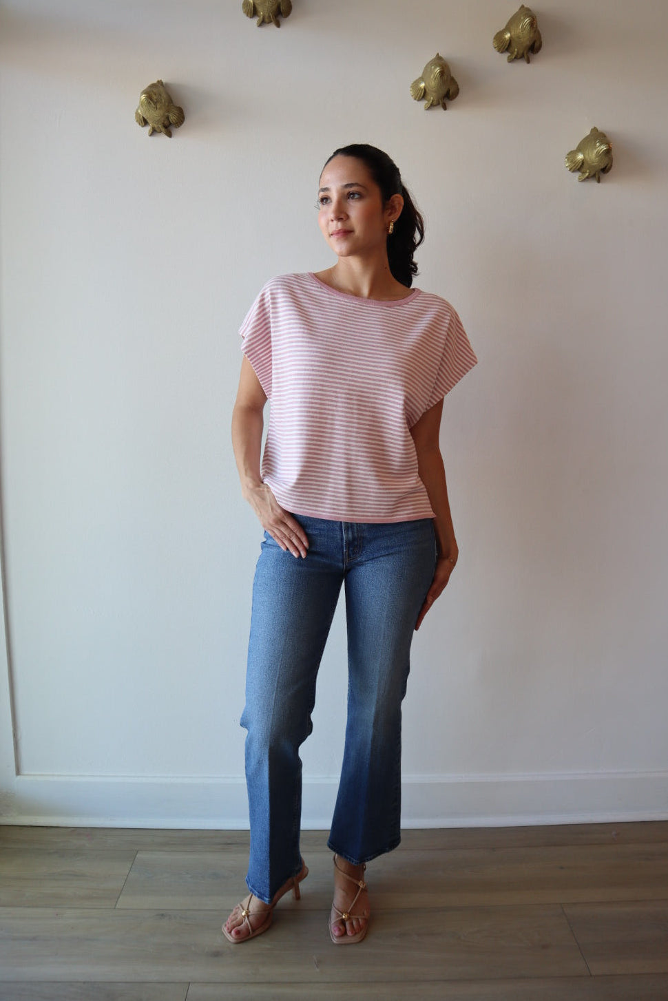 Pimoni Tee full body front view