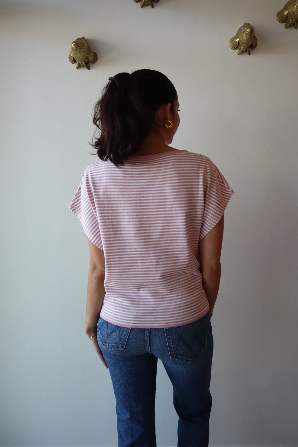 Pimoni Tee close up back view