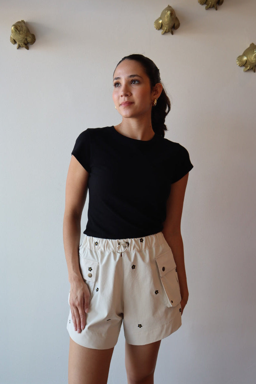 The Embroidered Cargo Short Daisies front