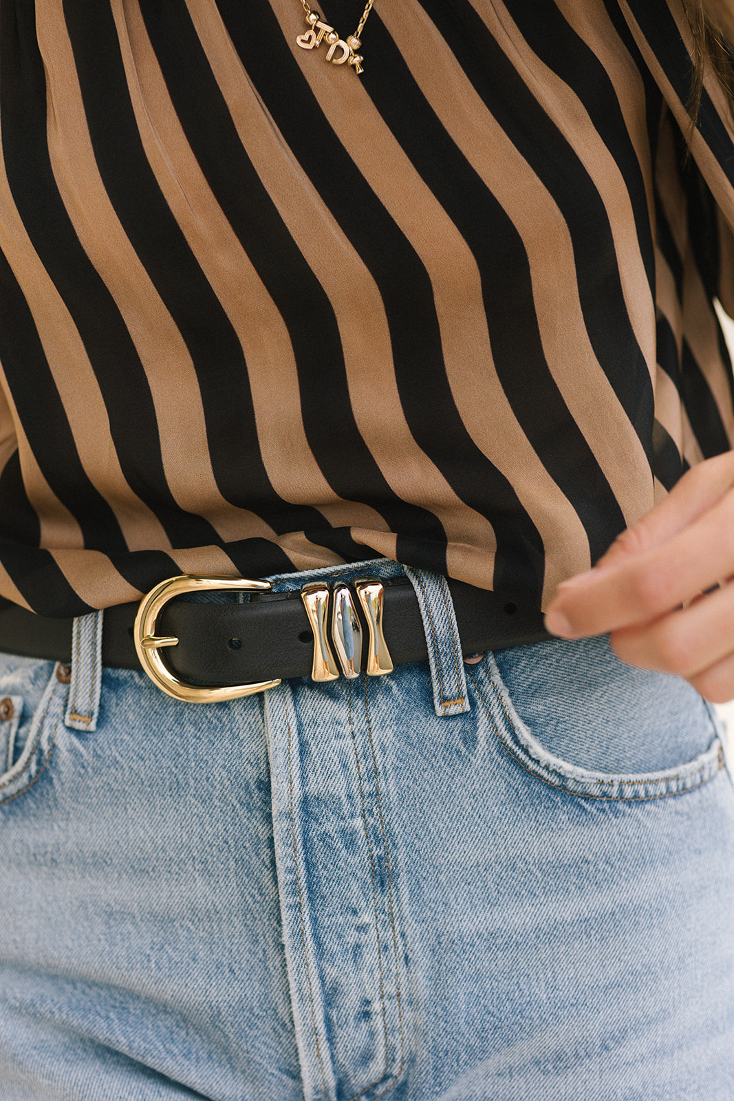 The William Split Decision Belt in Dark Brown on model close up