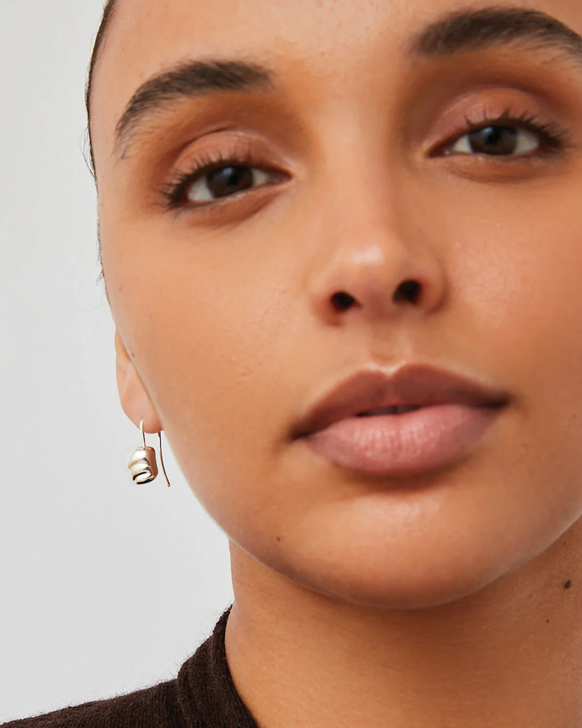 Rue Drop Earring Silver on model