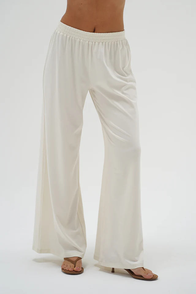 Base Spandex Jersey Pant close up front view on model