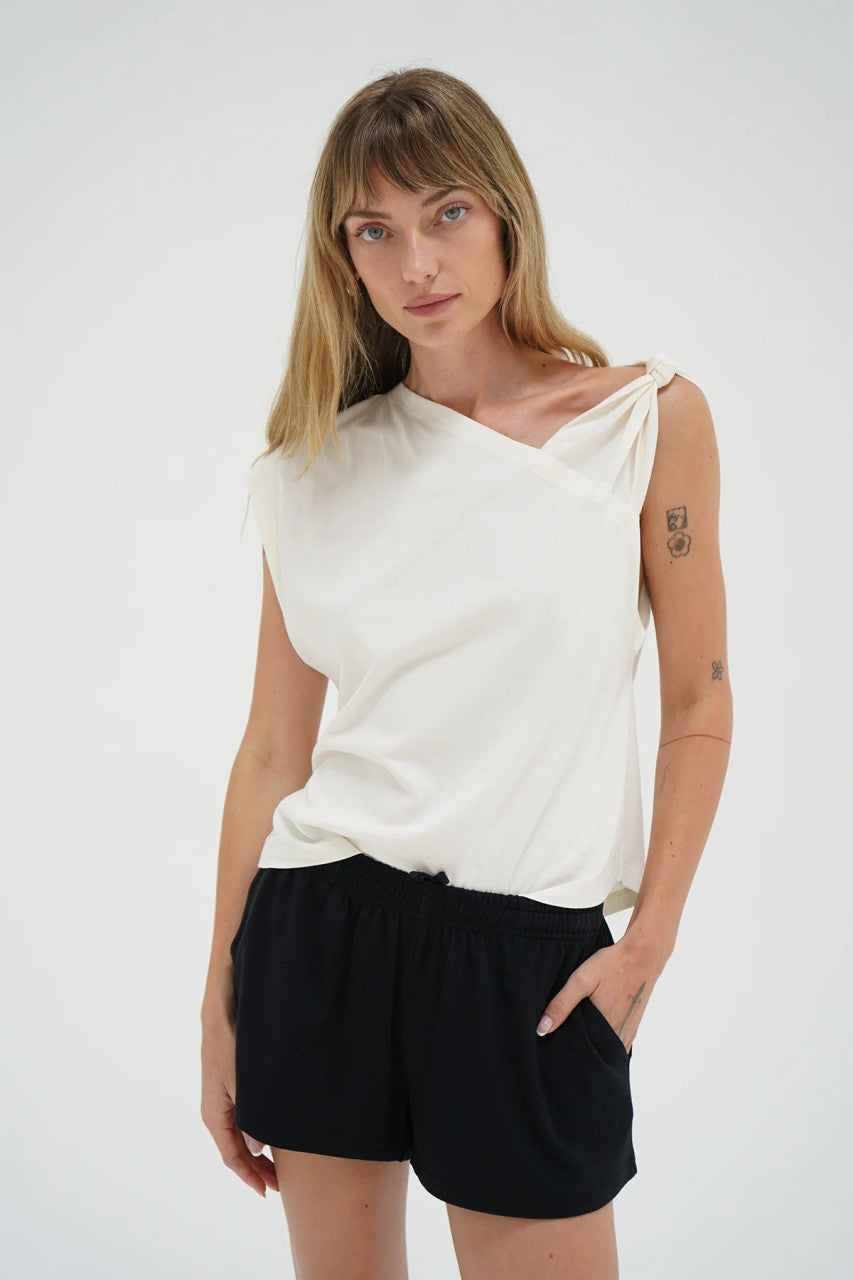 LNA Natia Tee front view