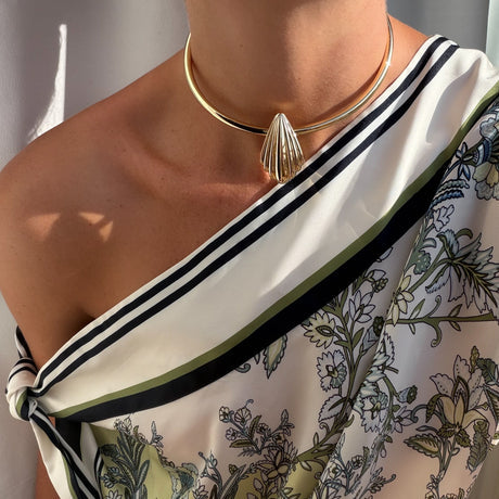 La Sirena Necklace in Gold on model