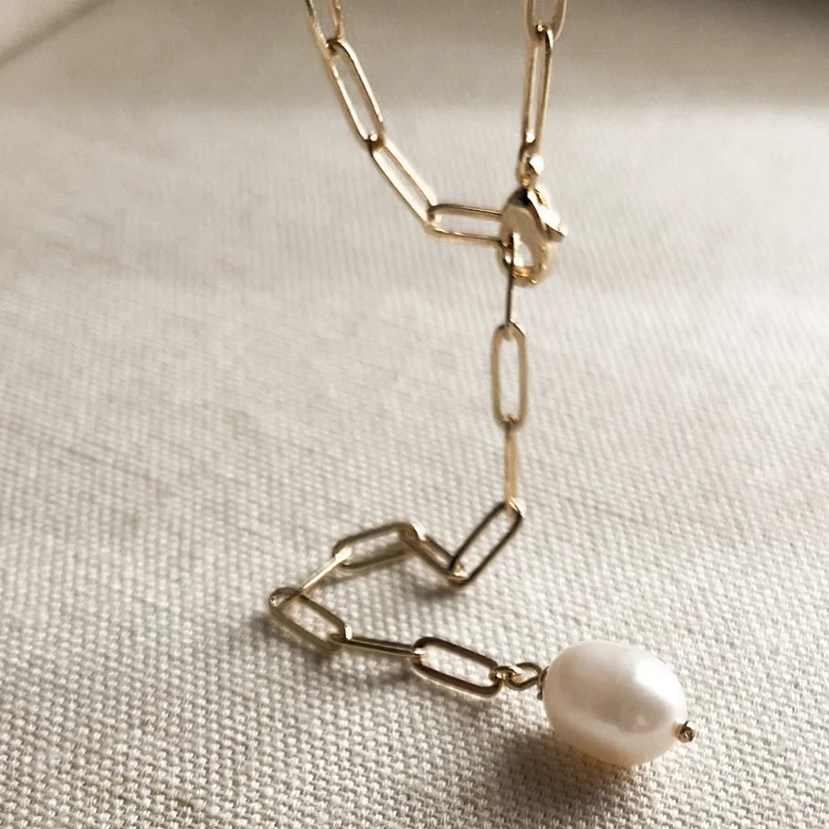 Lea Pearl Lariat Necklace close up of lariat part of necklace