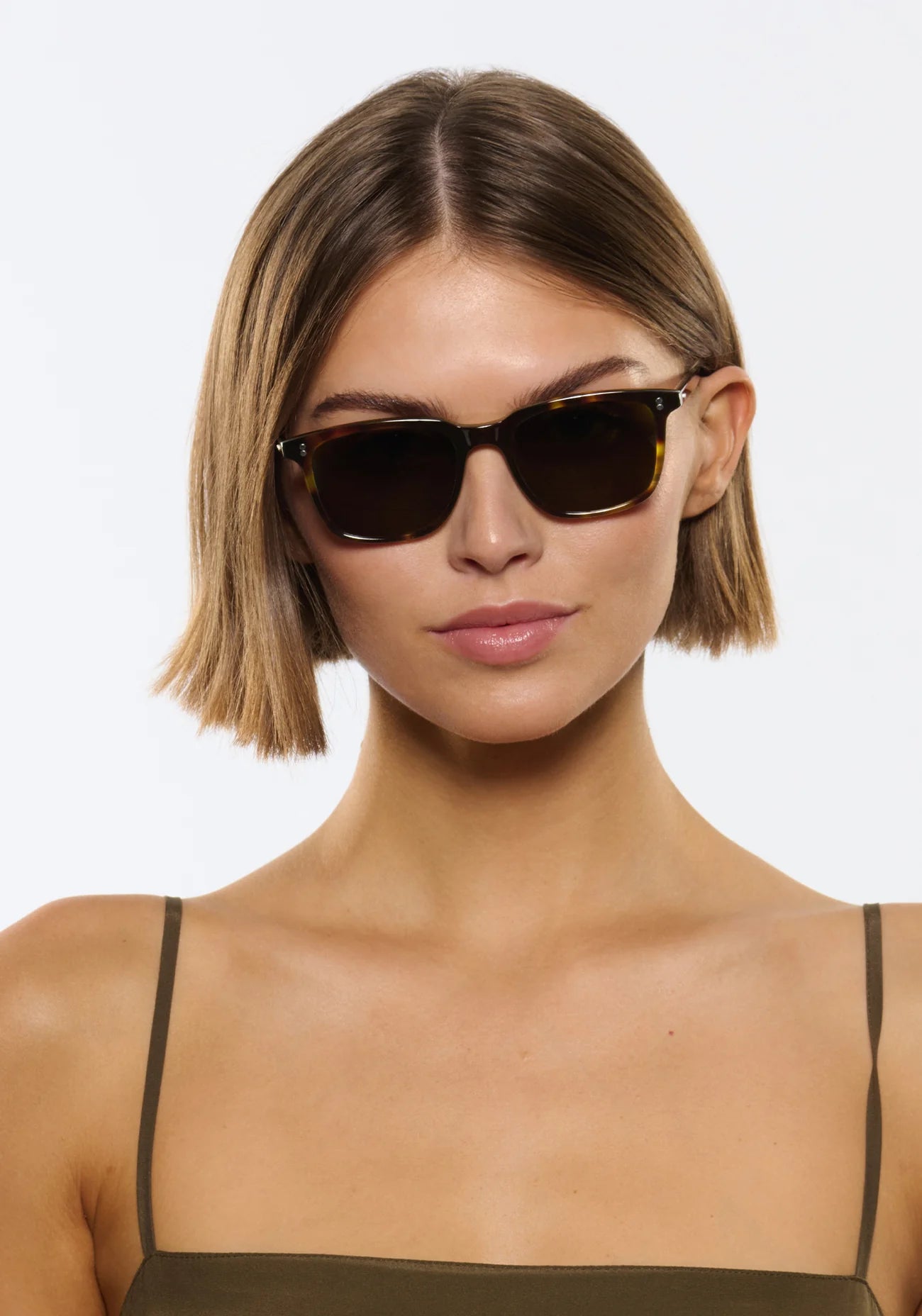 Matthew Havana Polarized Sunglasses on model with average, oval face shape
