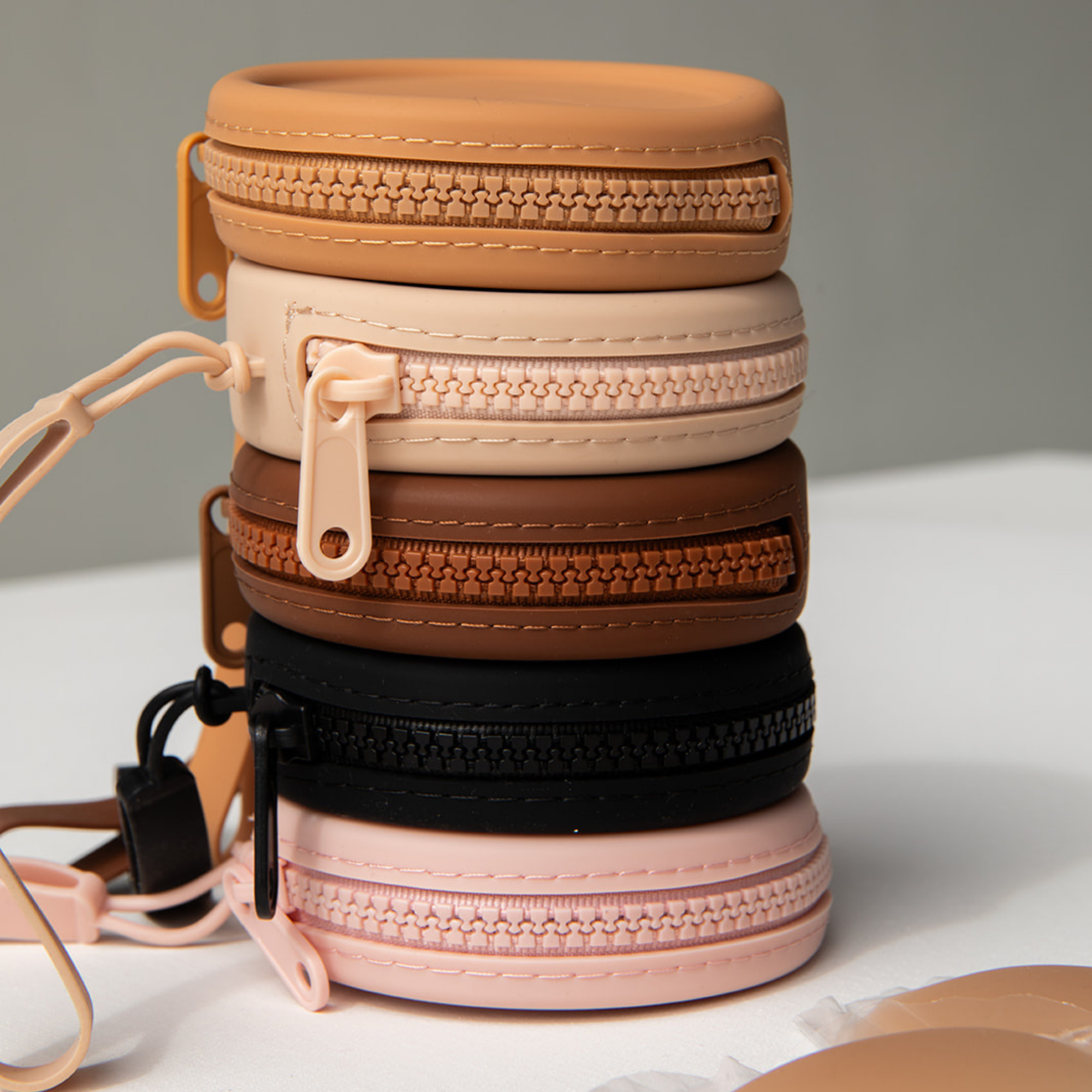 Deluxe Duo in Medium Nude