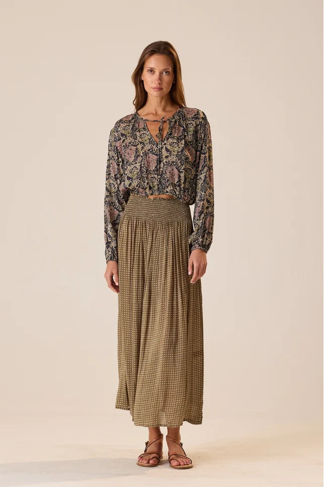 Bella Skirt Martini Olive full body front