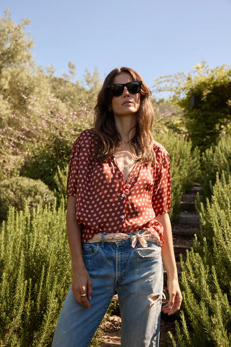 Square Scarf Polka Dot Crema as belt