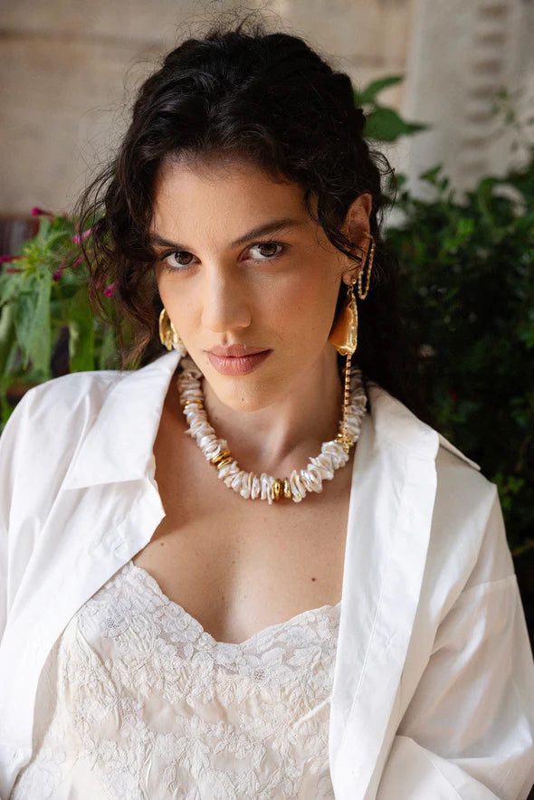 Necklace Noor on model