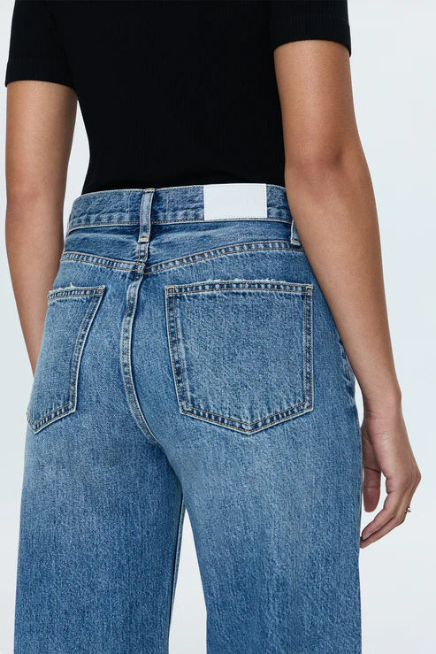 Wes High Rise Barrel Jean close up back