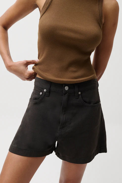 Kamora High Rise Linen Short close up front view on model