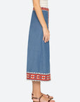 Stina Skirt side view