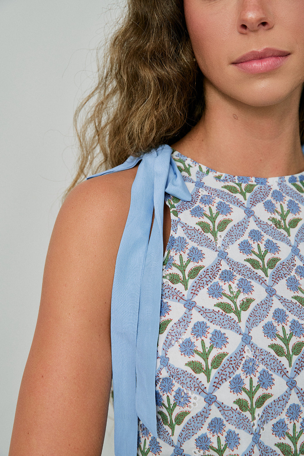 Marleigh Set shoulder detail