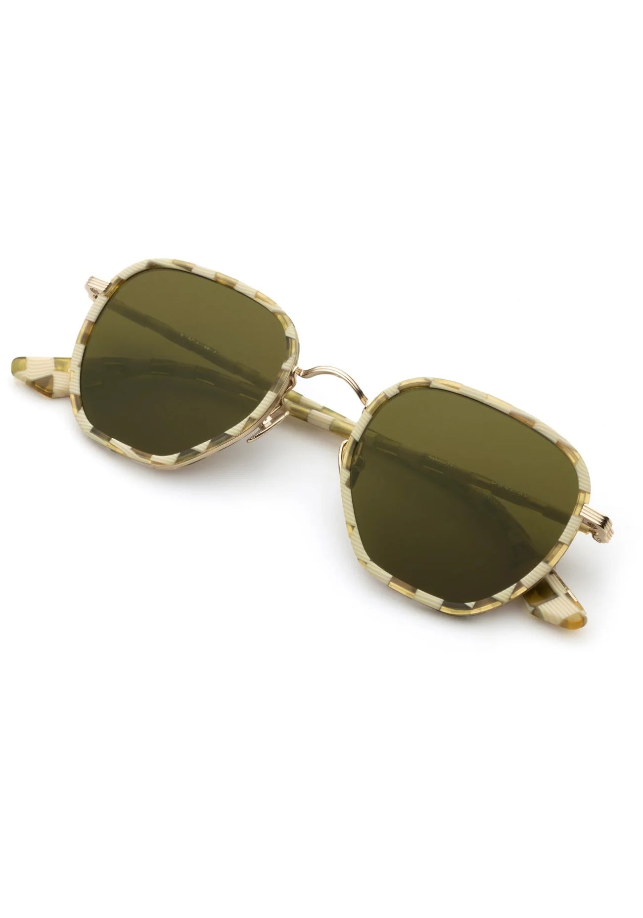 Pascal 12k Titanium + Oki Yuzu Sunglasses folded