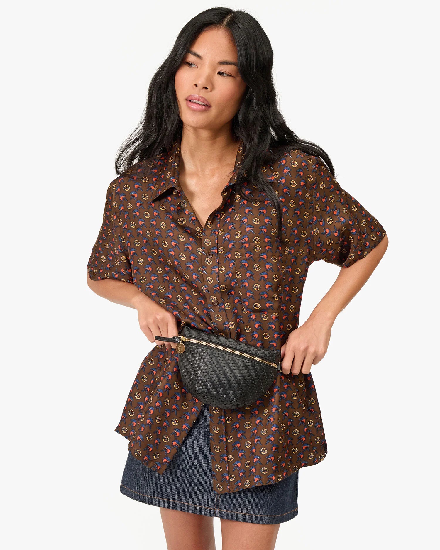 Petite Fanny Woven Zig Zag on model's waist