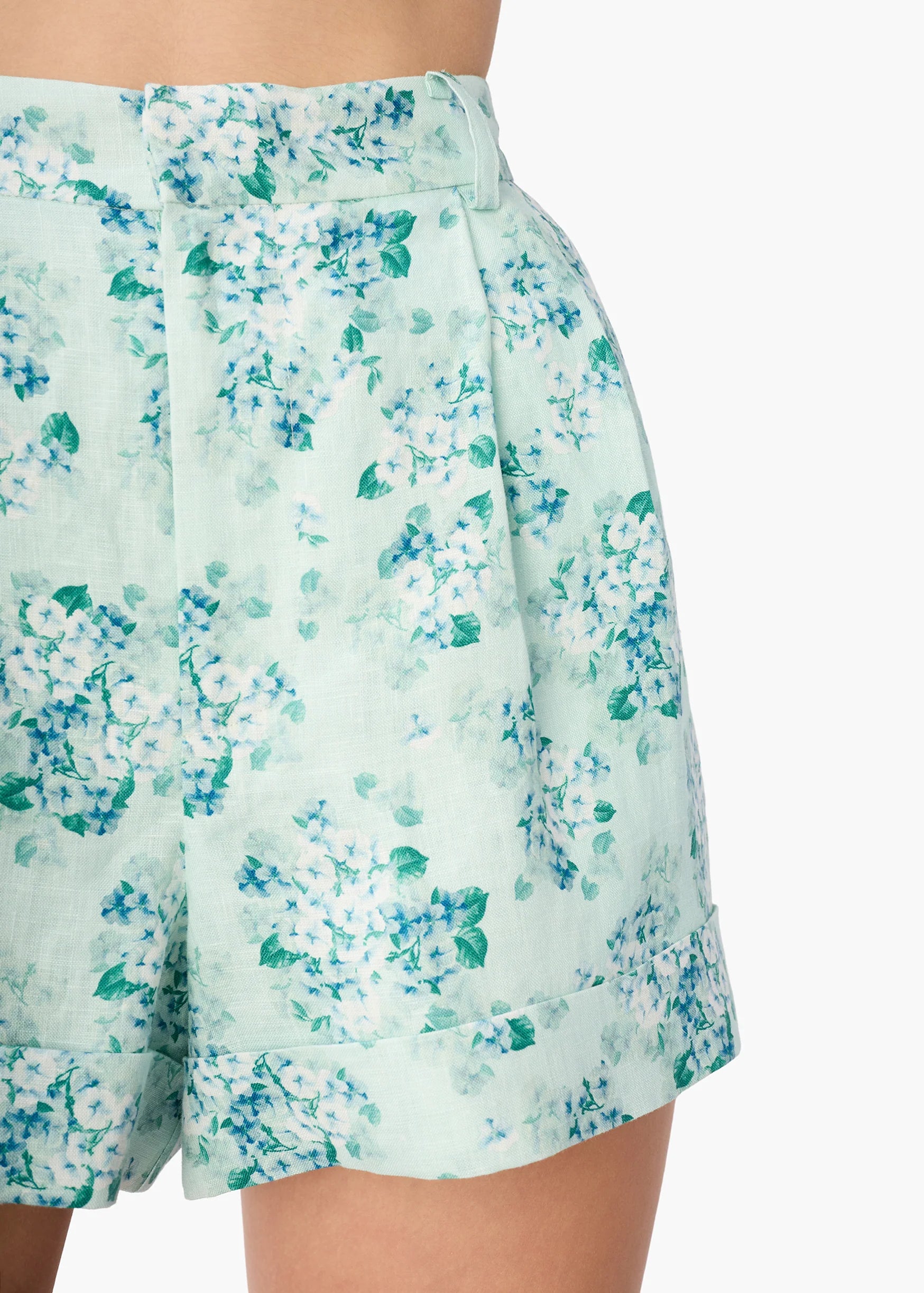 Ravi Linen Short Climbing Hydrangea close up detail