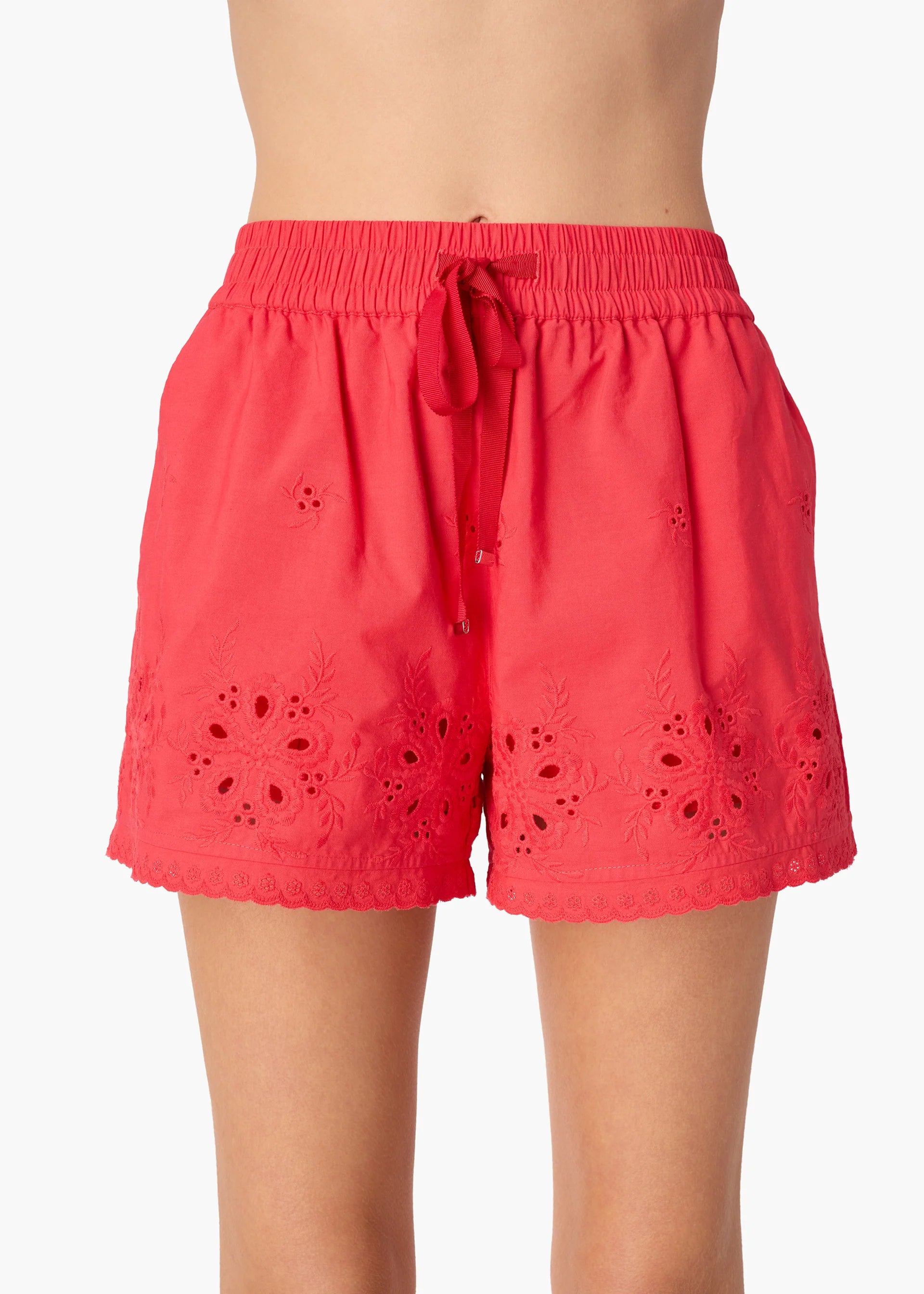 Jomi Mid Rise Cotton Short close up