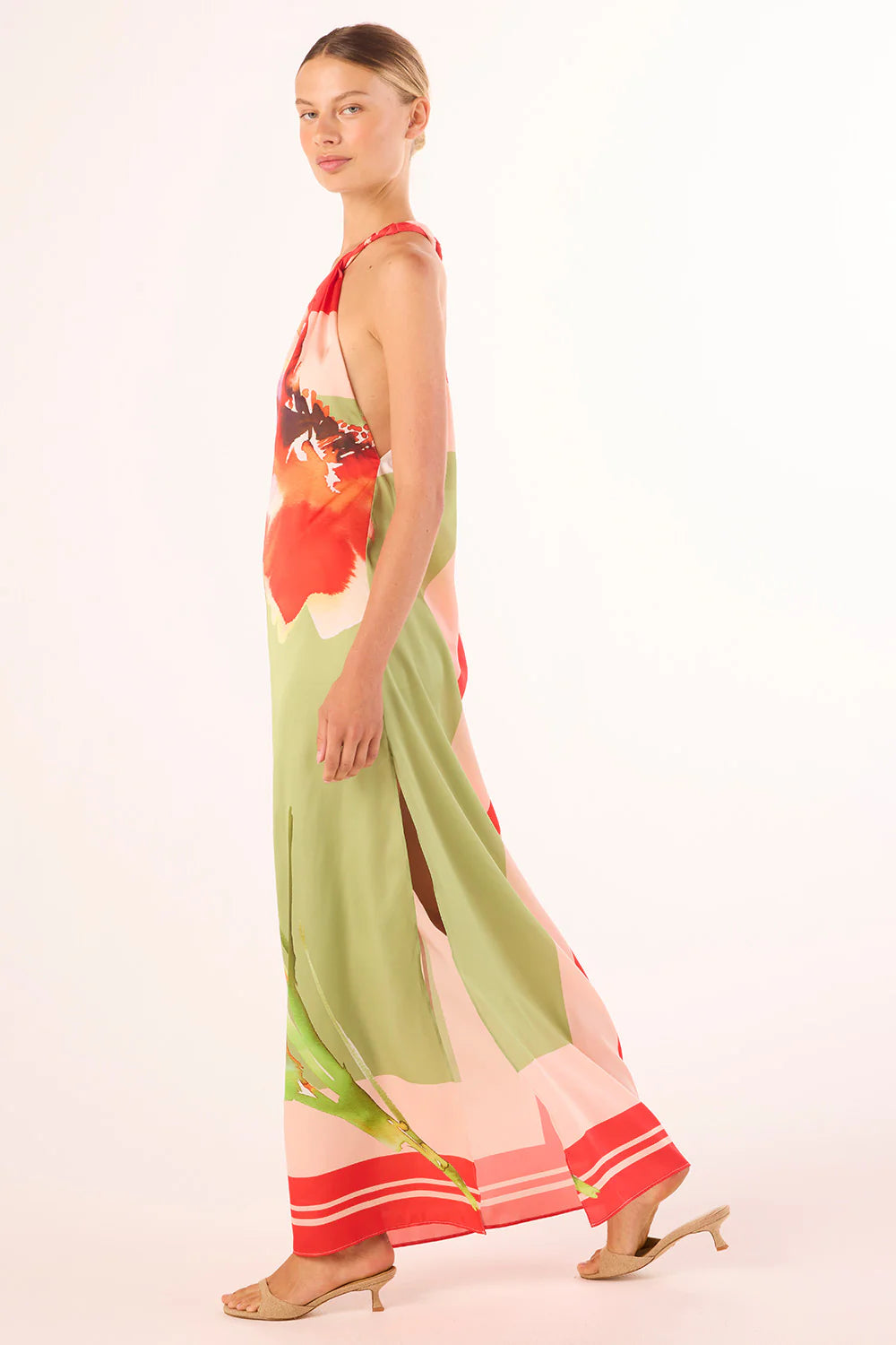 Dounia Dress full body side