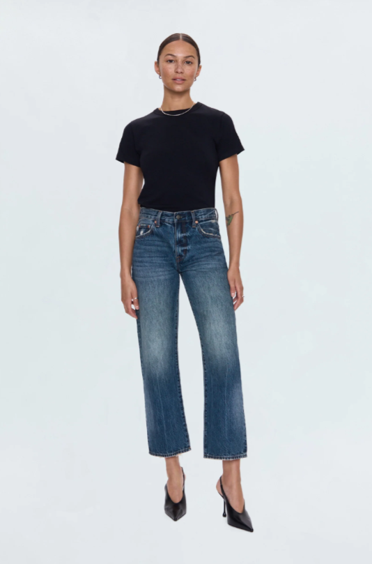 Lexi Jean in Artisan full body front