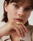 Nelle Ring Gold on model