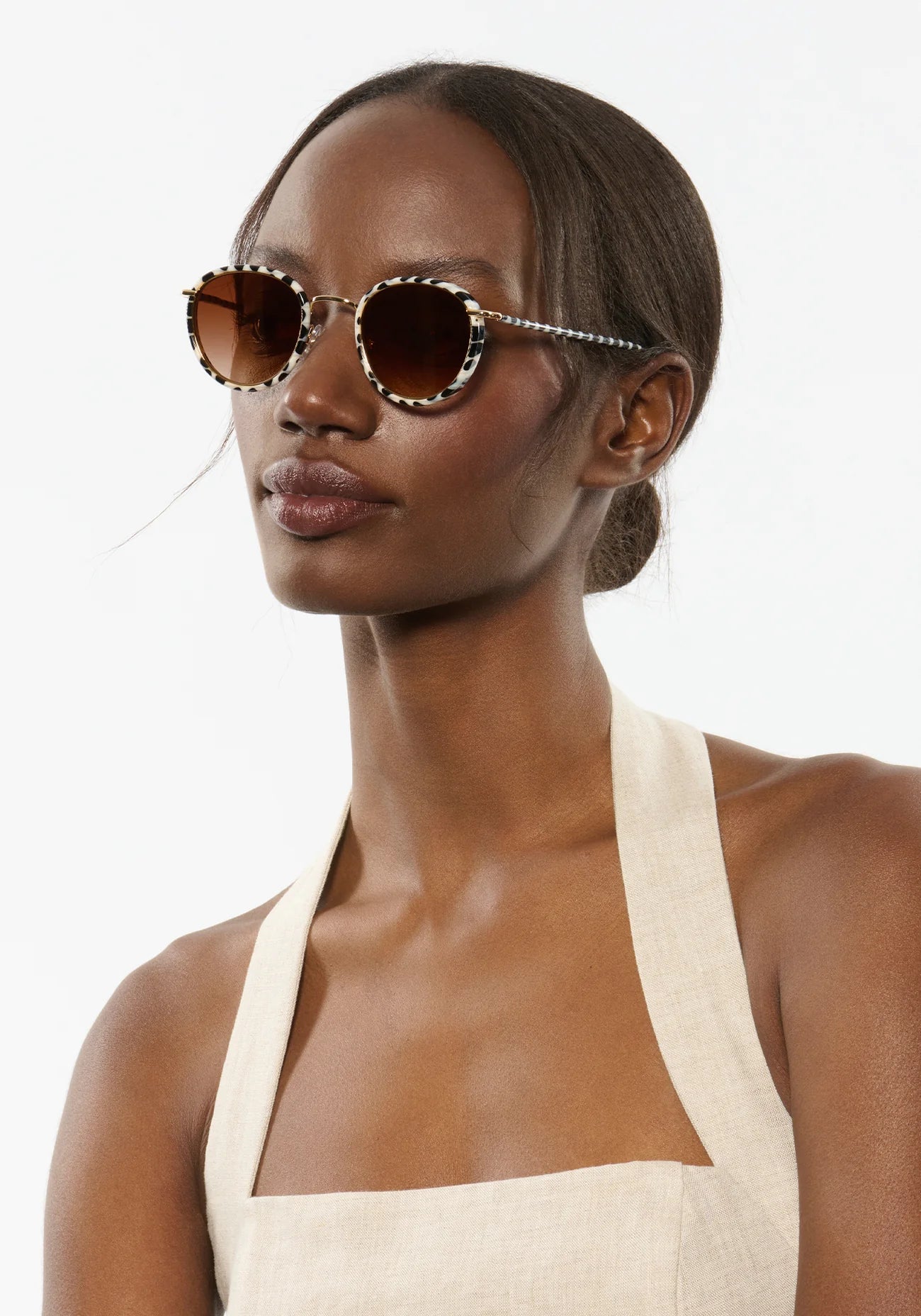 Tate Domino 18k Sunglasses on model with narrow, oval face shape