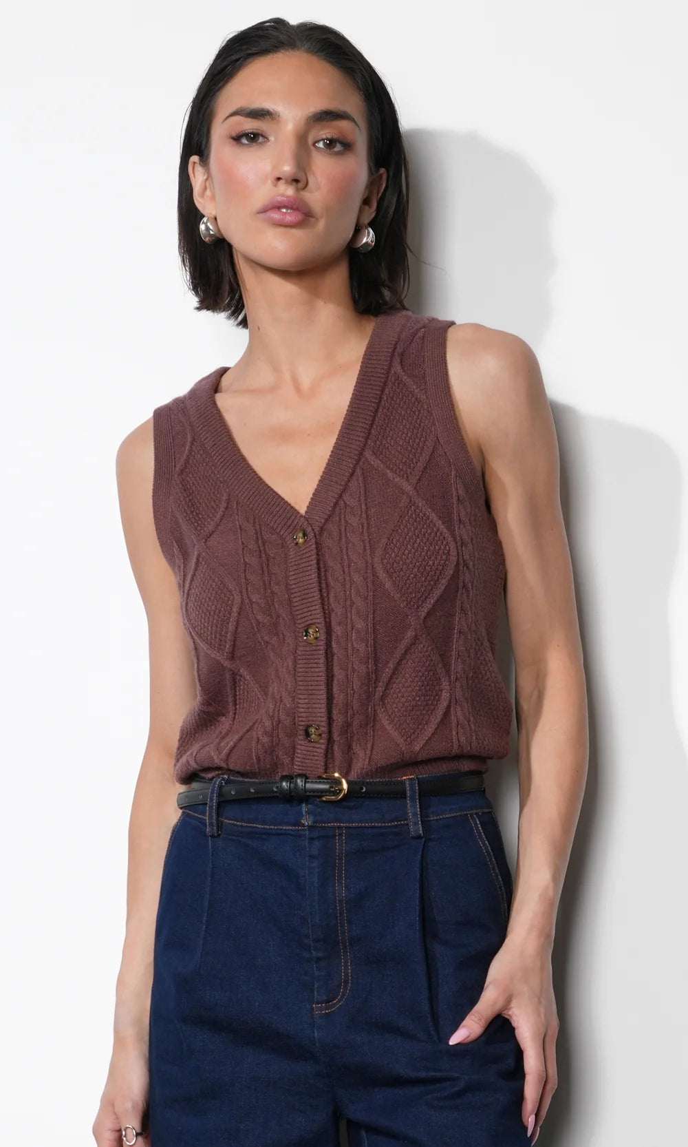 Thomas Cable Knit Vest front