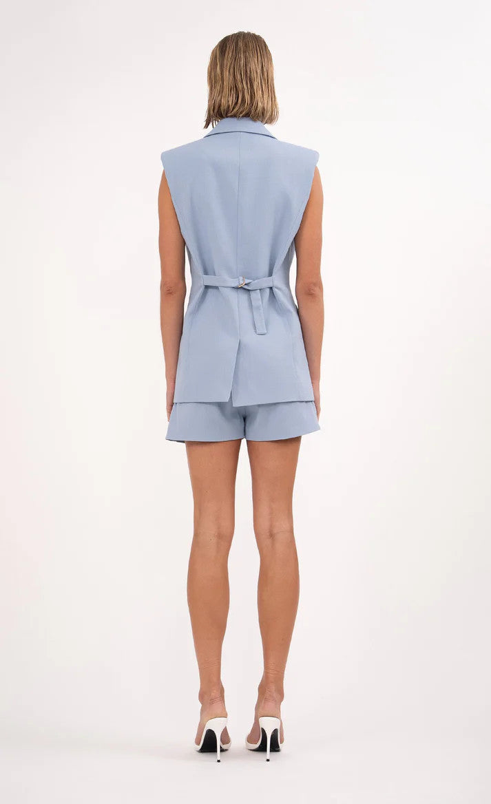 Nonchalant Lydia Vest back