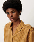 Shirt Ginnima close up shoulder detail