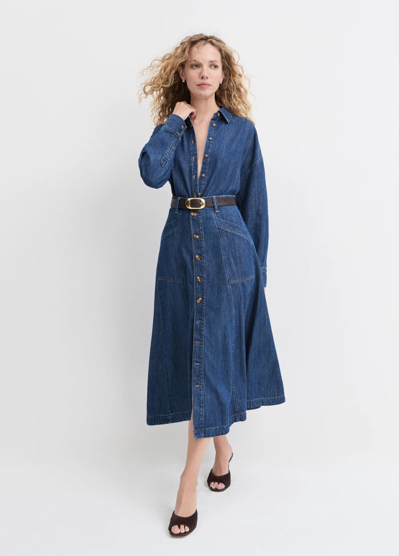 The Lila Skirt full body front