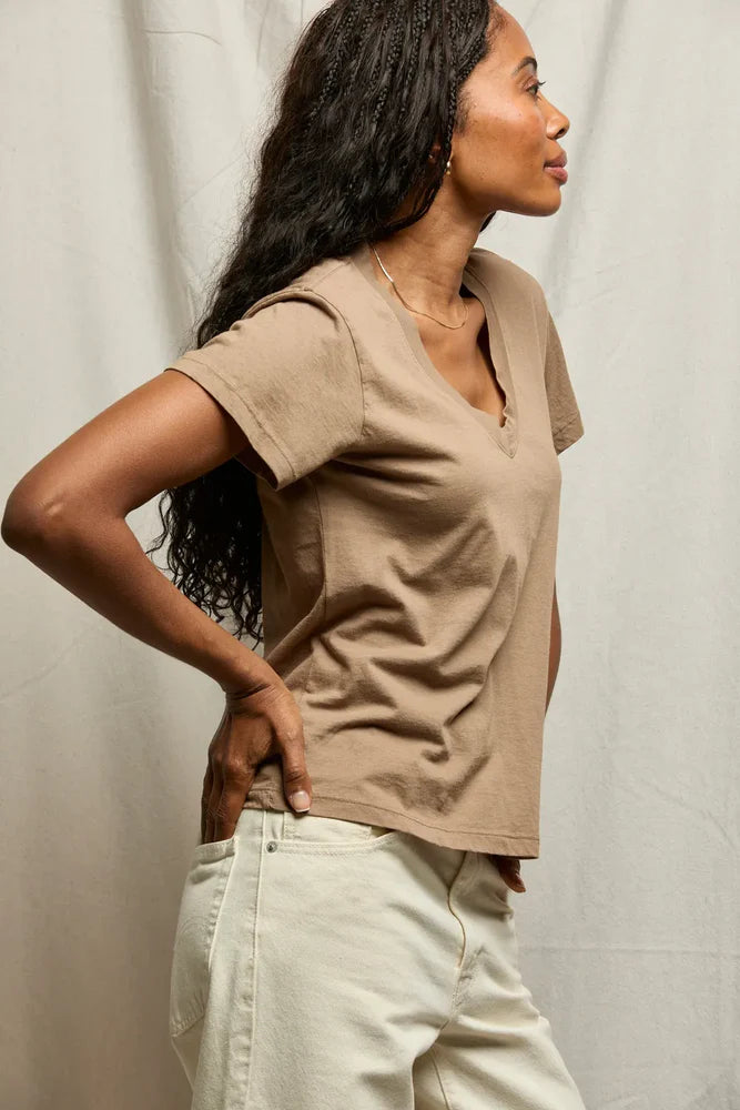 Hendrix V Neck Tee in Mocha side
