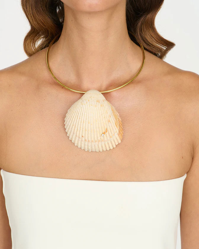 Sereia Necklace close up front view on model